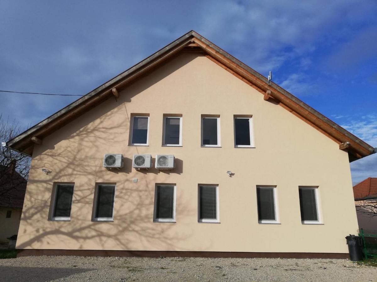 Mura Regnum Panzio Bed and Breakfast Tormafolde Buitenkant foto